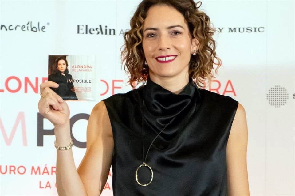 La directora de orquesta Alondra de la Parra presentó este martes el disco 'Imposible', en el marco del Festival Paax GNP 2024.