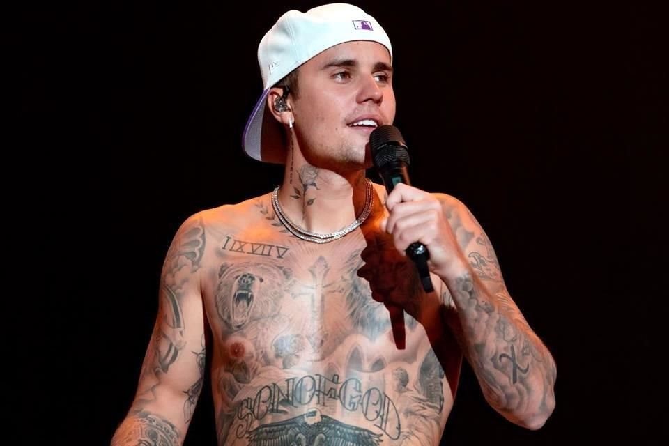 Justin Bieber se sumó a los famosos que han formado parte de los shows de preboda del millonario indio Anant Ambani.