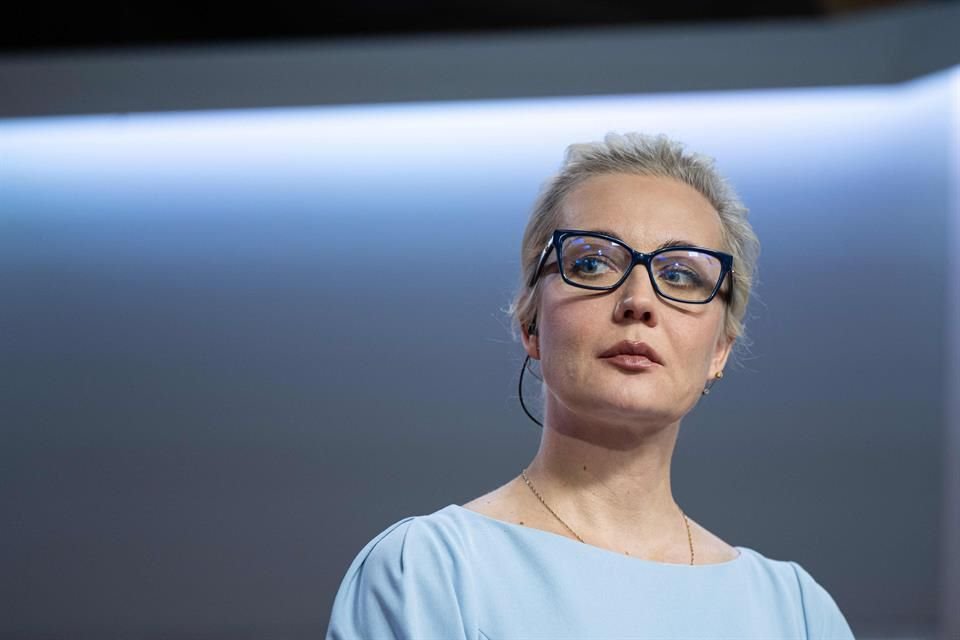 Yulia Navalnaya en una ceremonia de premiación el 19 de abril del 2024.