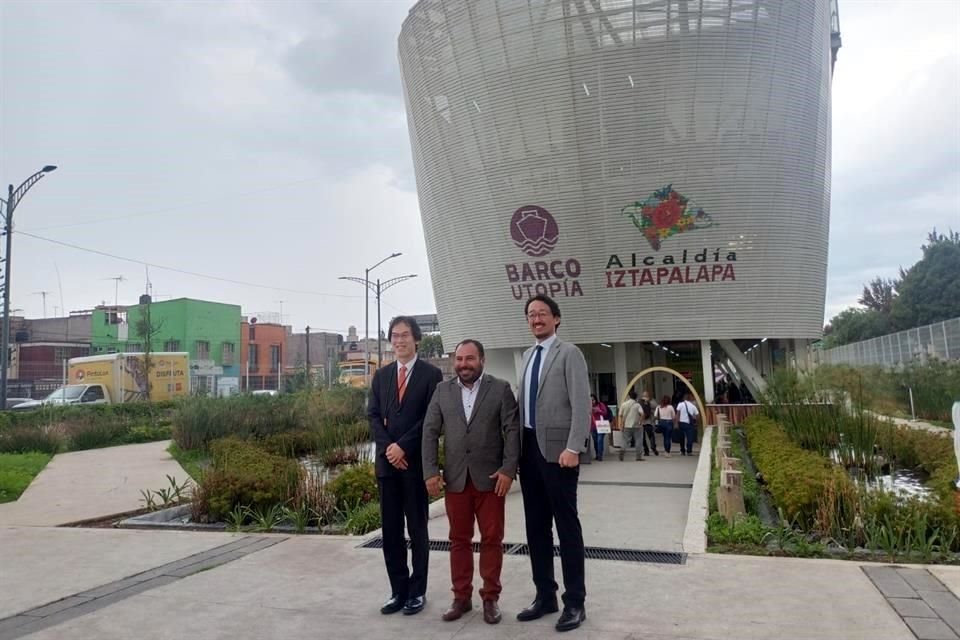 Autoridades de Iztapalapa y de Japón se reunieron en el Barco Utopía para presentar la aplicación móvil.