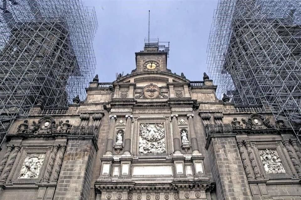 La Catedral Metropolitana es uno de los inmuebles atendidos en la Ciudad de México.