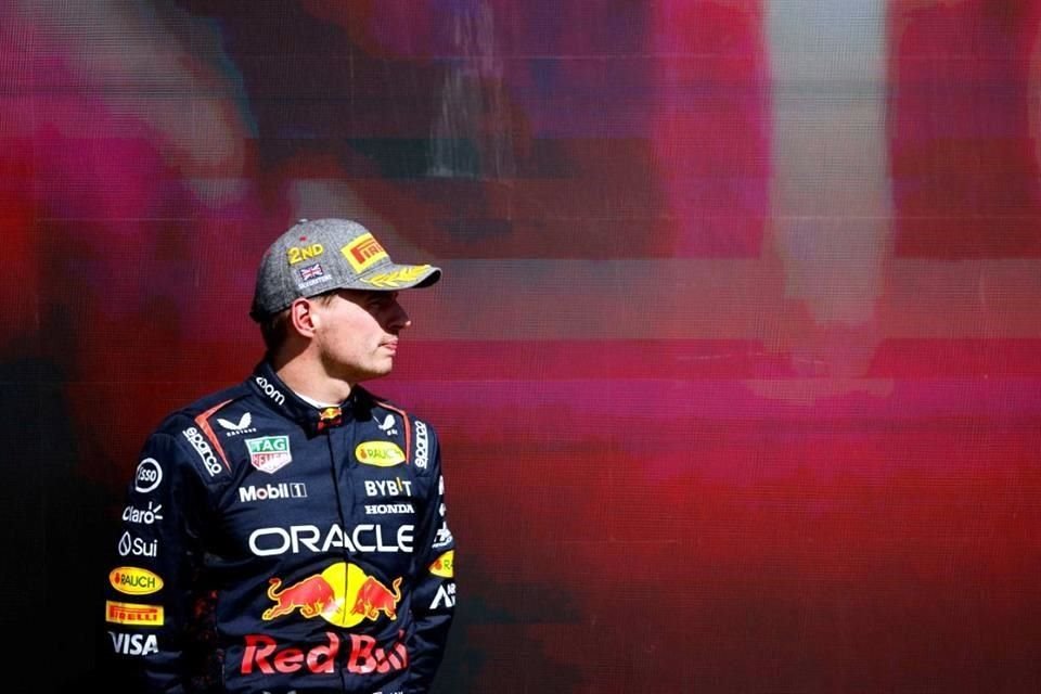 Max Verstappen confía en que Red Bull seguirá creciendo en la temporada.