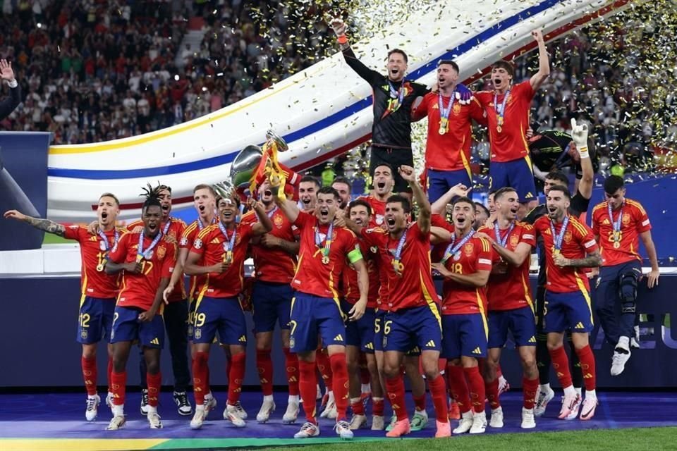 España se convirtió en la más ganadora de la historia de la Eurocopa tras conquistar su cuarto título.