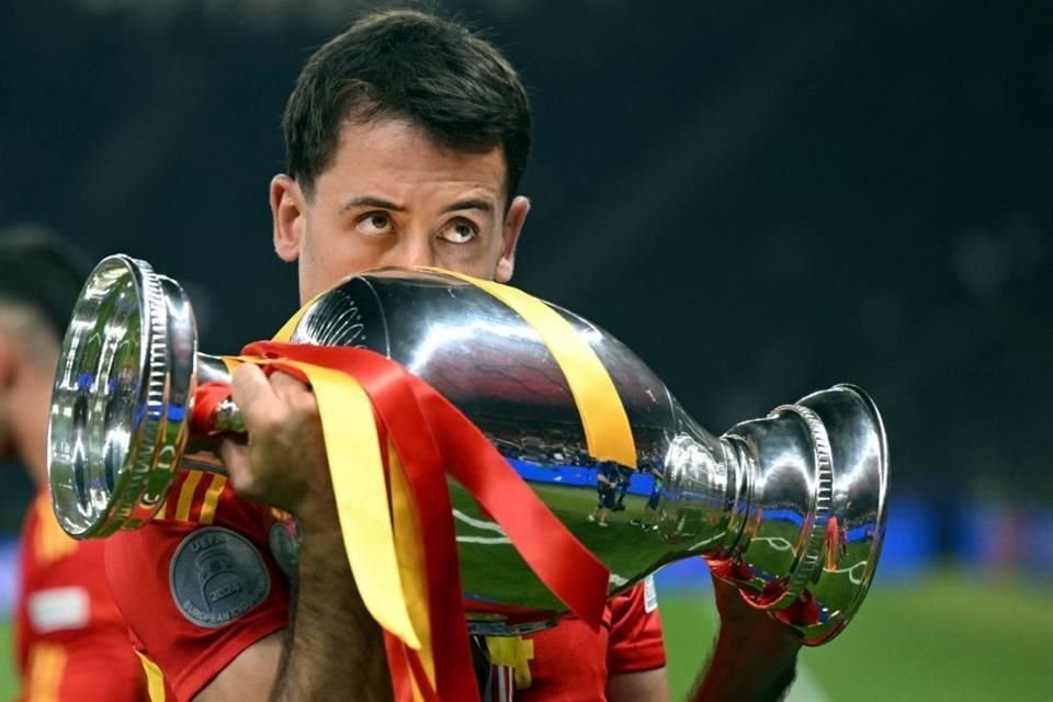 Pero a 4 minutos del final, Mikel Oyarzabal le dio el triunfo a la 'Furia Roja'.