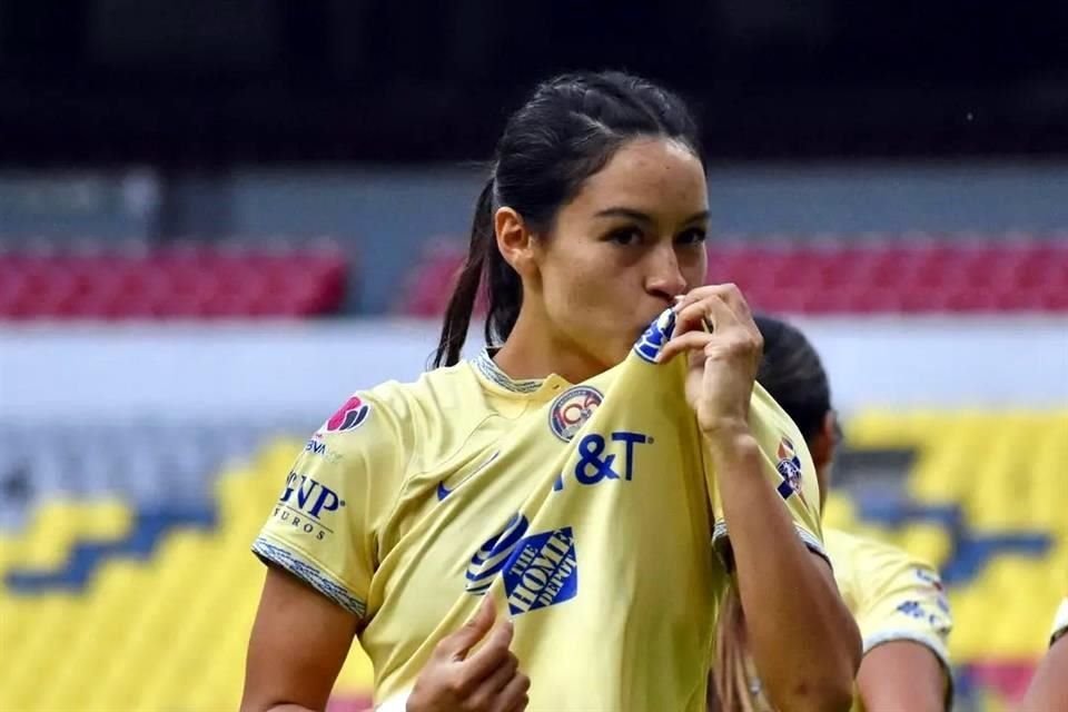 Scarlett Camberos regresará al América Femenil tras dejar su primera etapa con las Águilas y México por sufrir acoso digital.