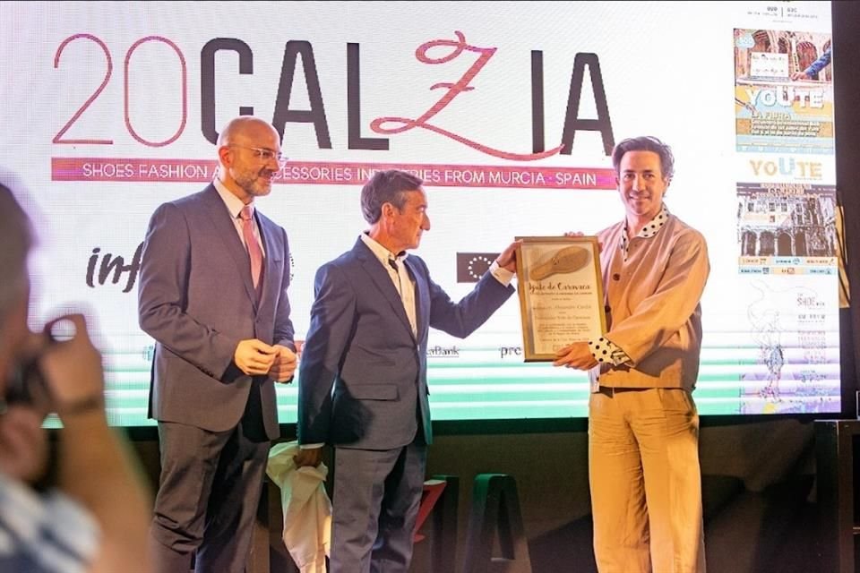El diseñador mexicano Alejandro Carlín fue nombrado Embajador del Yute en España.