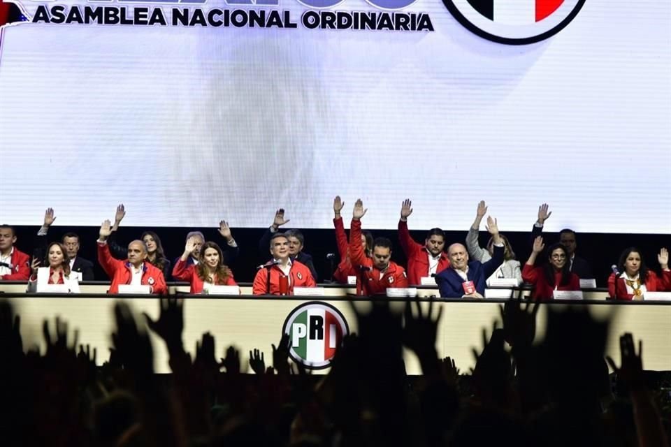 El pasado 7 de julio, en asamblea nacional, los priistas aprobaron reformas a sus documentos básicos.