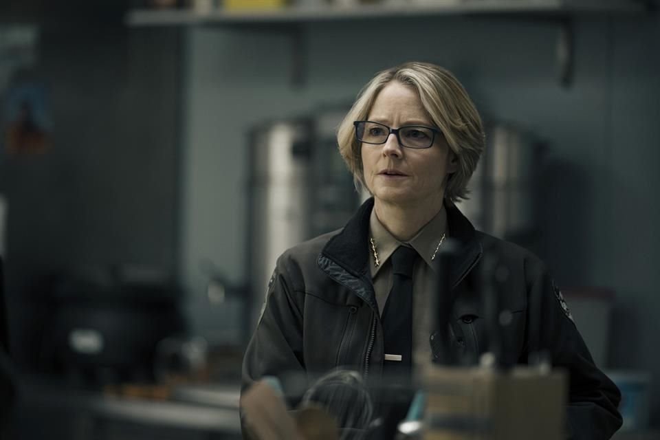 Jodie Foster fue nominada en la categoría de Actriz Principal en una Serie Limitada por su papel como  Liz Danvers.