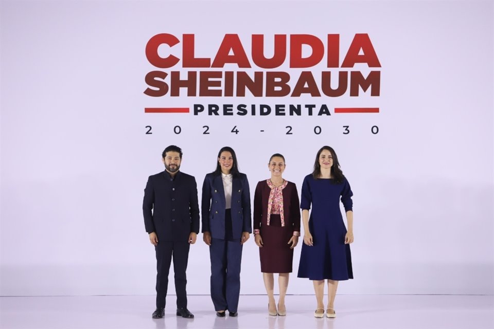 Sheinbaum mantendrá a Marath Bolaños en Secretaría del Trabajo y presentó a Claudia Curiel en Cultura y a Josefina Rodríguez en Sectur.