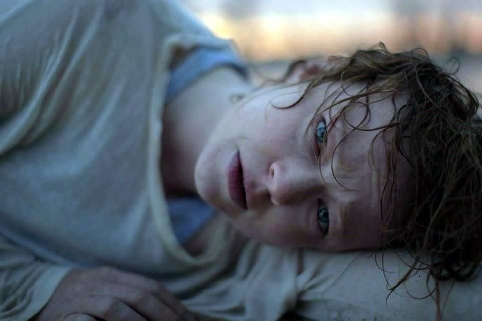 Sarah Snook, de la serie 'Succession', estrena la tragedia de terror 'Niña Buena, Niña Mala' en cines de México.