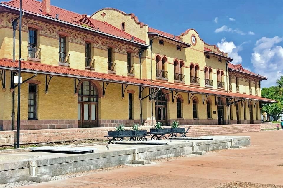 En el evento habrá presentaciones de artistas locales, las tradicionales vendimias, recorridos por viñedos, catas de vinos y talleres gastronómicos con reconocidos chefs nacionales e internacionales.
