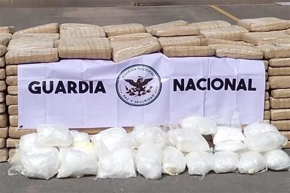 La Guardia Nacional descubrió mil 200 kilos de mariguana en losas de cantera que serían enviadas por una paquetería en el Aeropuerto.