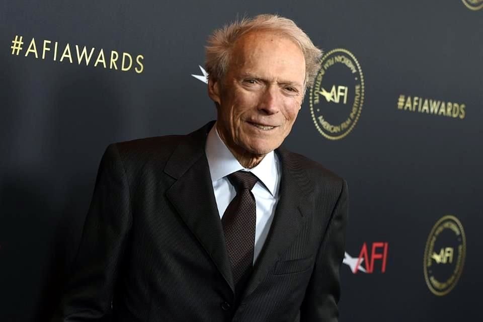 Clint Eastwood dedicó un mensaje a su fallecida compañera.