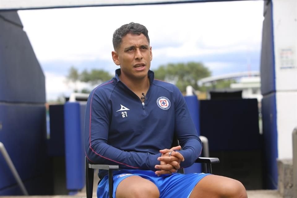 Luis Romo está de regreso en Cruz Azul tras un irregular paso en Rayados, y con La Máquina de Anselmi busca retomar su mejor nivel.