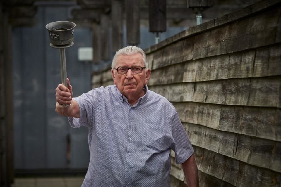 El ex atleta Daniel Rebiffé, de 99 años, portará en París la antorcha de los Juegos Olímpicos después de hacerlo en Londres 1948.