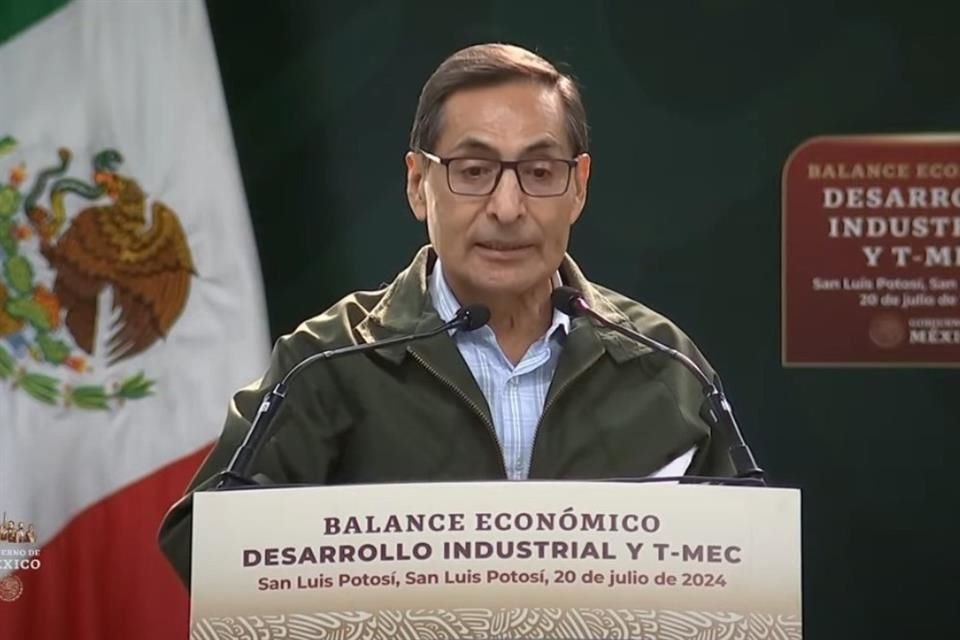 Rogelio Ramírez de la O, Secretario de Hacienda, planteó la necesidad de que México revise su relación comercial con China.