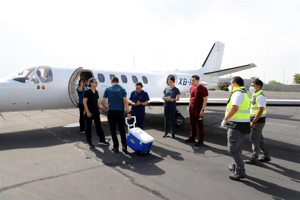 Los riñones de una joven de 19 años con muerte cerebral, fueron enviados vía aérea para trasplante a un hospital público de Nuevo León.