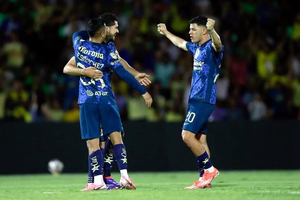 Martín sumó su cuarto gol del torneo.