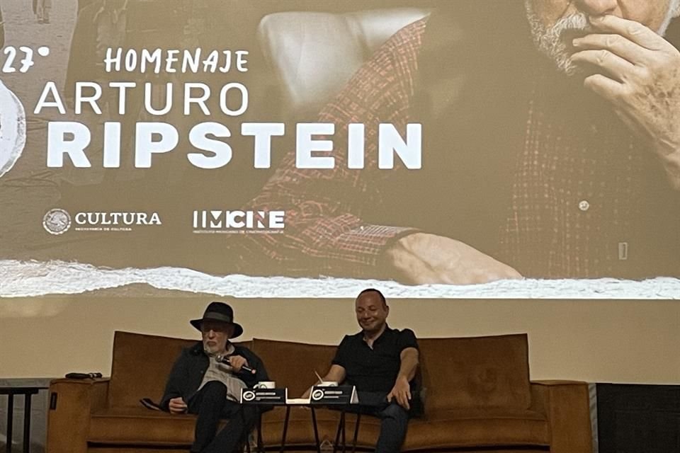 Arturo Ripstein presentó su libro 'Decálogo Personal' donde cuenta cuáles de las películas que ha hecho son las que más le gustan.