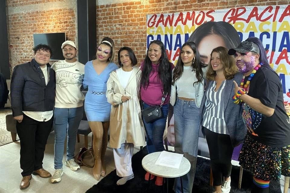 Paola Zavala, Kenya Cuevas, Gemma Santana, Obdulio Ávila, y Mónica Peña, fueron presentados por Alessandra Rojo  como parte del equipo que gobernará la Alcaldía Cuauhtémoc.