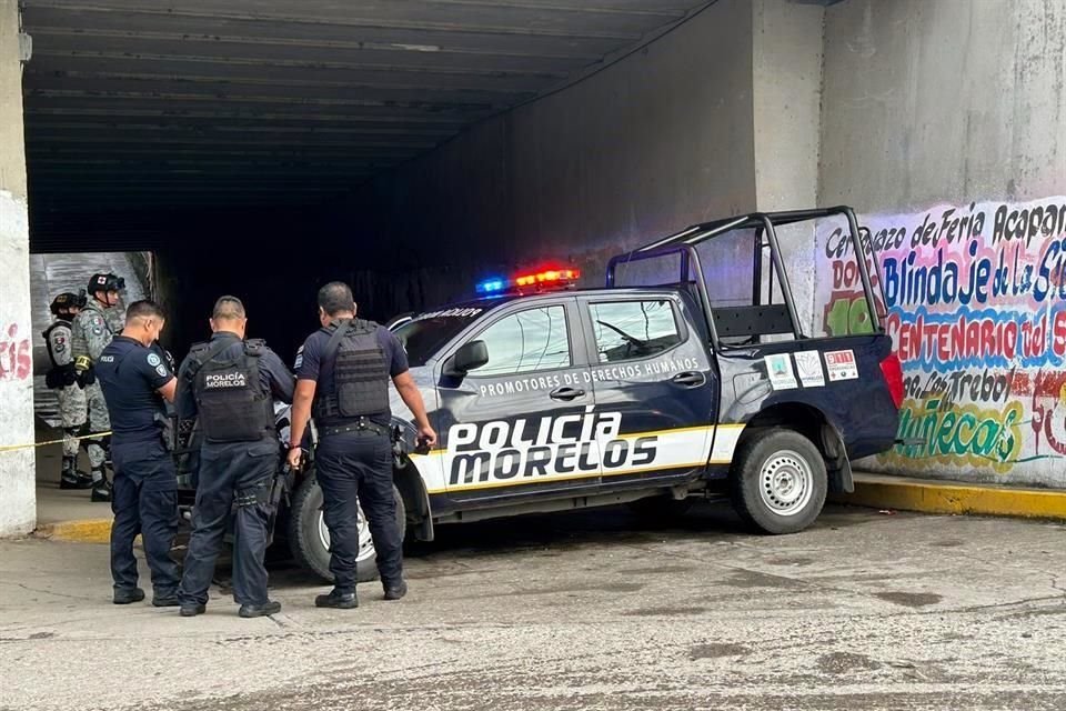 Un hombre y una mujer sin vida fueron dejados en la colonia Ejidos de Acapantzingo del municipio de Cuernavaca; la mañana de hoy; él estaba desmembrado.