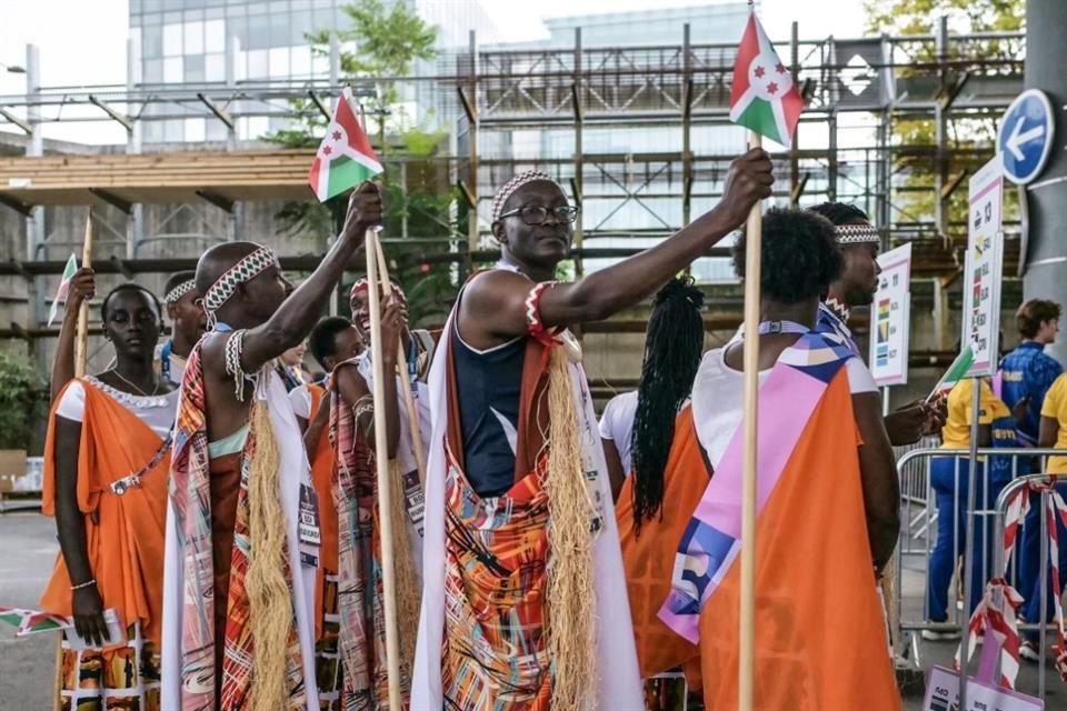 La delegación de Burundi.