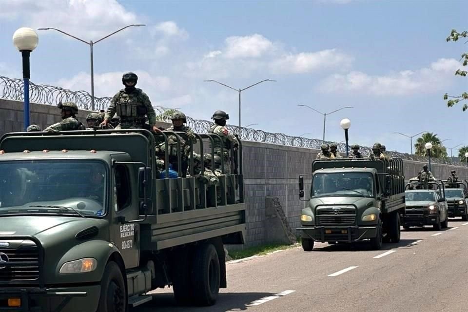 El Ejército reforzó la seguridad en Sinaloa con 200 elementos de élite, informó la Secretaría de la Defensa de la Nacional.