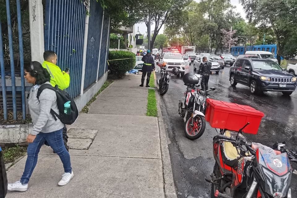 La víctima fue identificada por compañeros de trabajo que vieron fotos de la motocicleta en redes sociales.