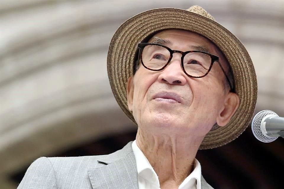 El poeta coreano Ko Un aparece con frecuencia en la lista de aspirantes al Premio Nobel de Literatura. 