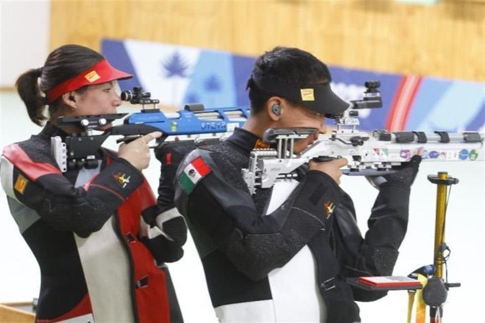 La dupla mexicana conformada por Goretti Zumaya y Edson Ramírez se ubicó en la séptima posición en equipos mixto en 10 metros rifle de aire.