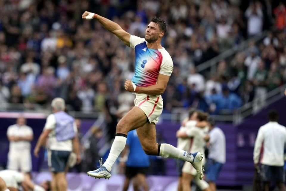 Francia conquistó su primera medalla de oro en París 2024 al ganarle 28-7 a Fiji en el Rugby Sevens.