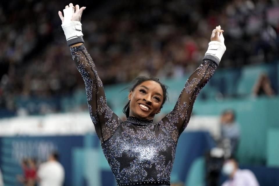 Simone Biles cumplió en su regreso en la justa olímpica.