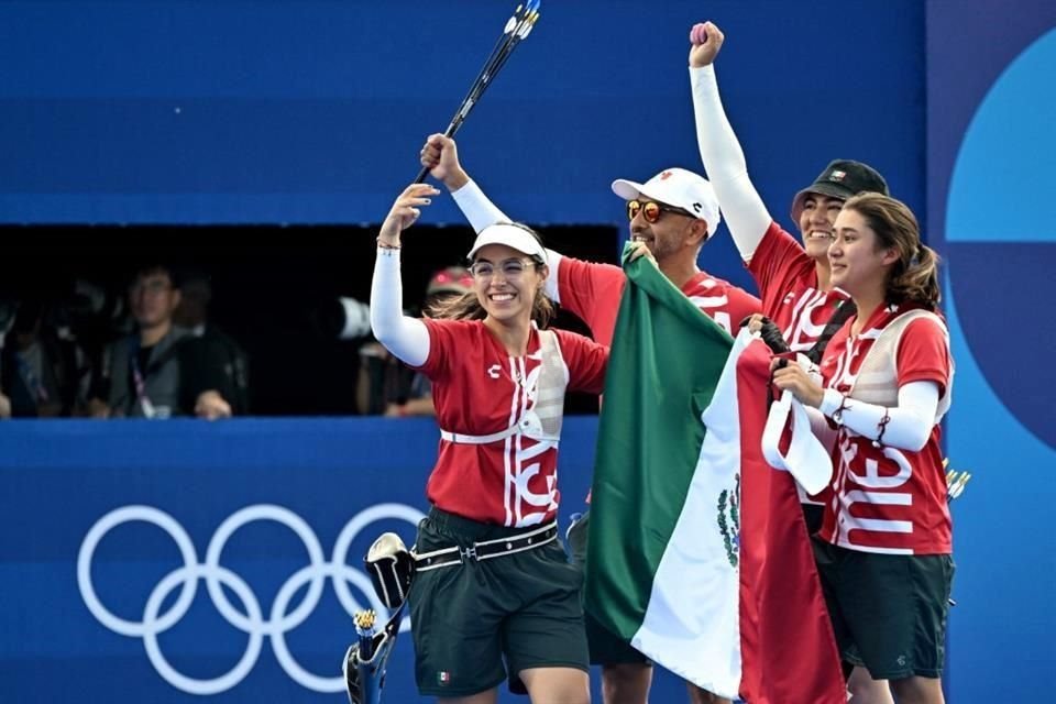 La tercia tricolor amarró el primer metal conseguido por México en los Juegos Olímpicos de París 2024.