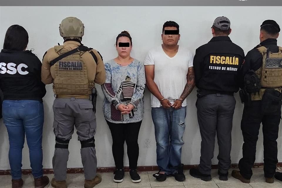 El hombre y la mujer fueron detenidos en Ecatepec.