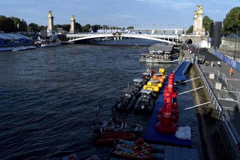 La contaminación en el Río Sena obligó a cancelar por segundo día consecutivo el entrenamiento de triatlón.