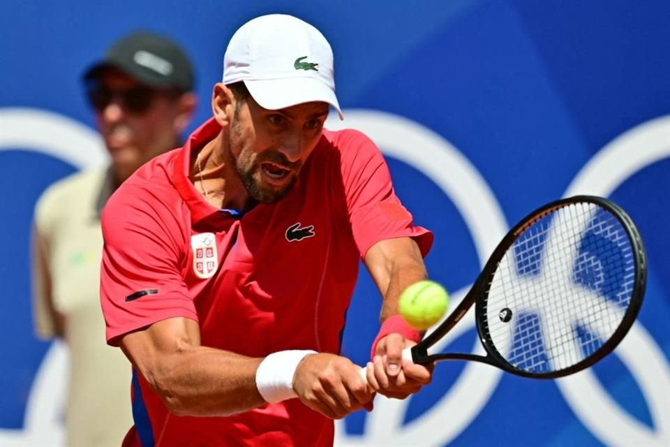 Djokovic avanzó a la siguiente ronda en París 2024.