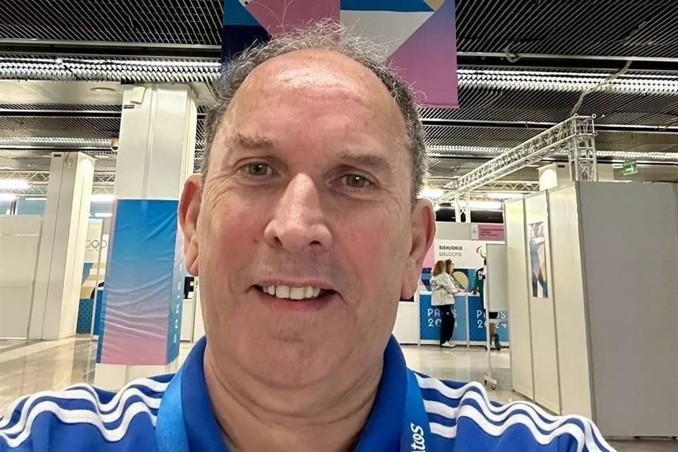 El veterano comentarista deportivo Bob Ballard, fue despedido de la cadena Eurosport por comentarios sexistas hacia un equipo femenino de natación.