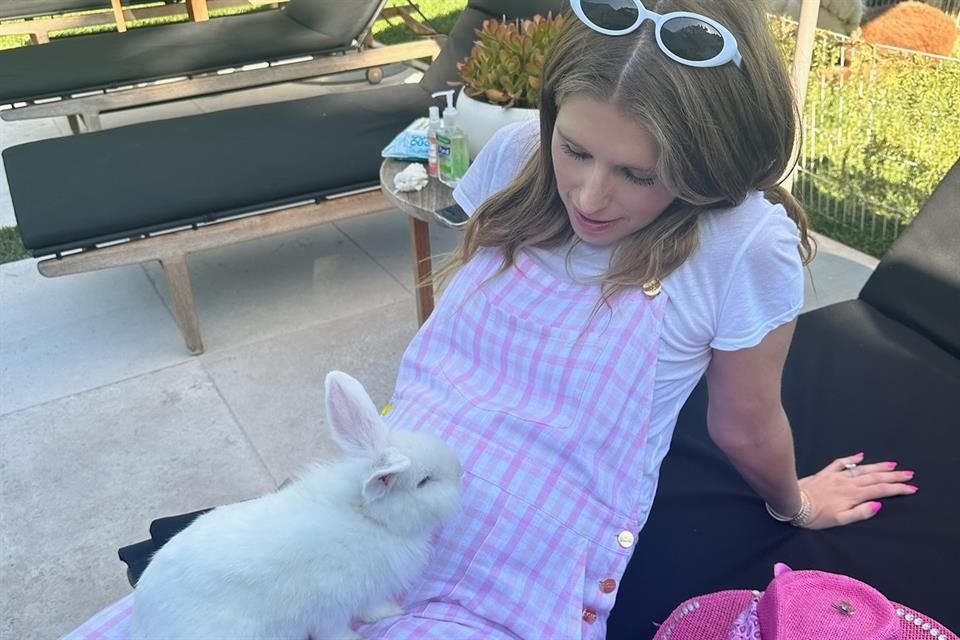 Katherine Schwarzenegger compartió algunas fotografías de la fiesta que se especula podría haber sido de revelación de género.