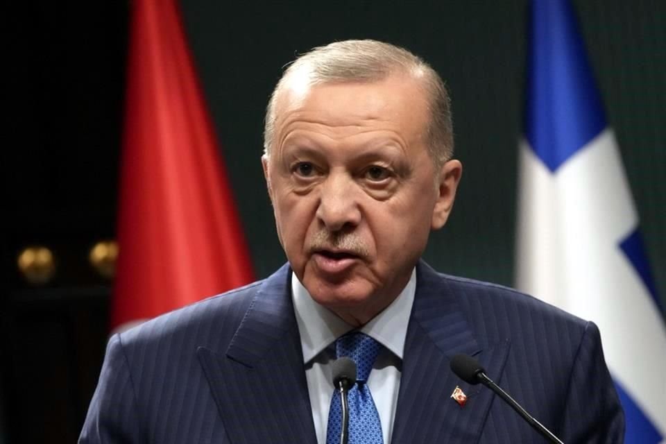 La ceremonia inaugural fue denunciada por el presidente turco Recep Tayyip Erdogan como un ataque al cristianismo.