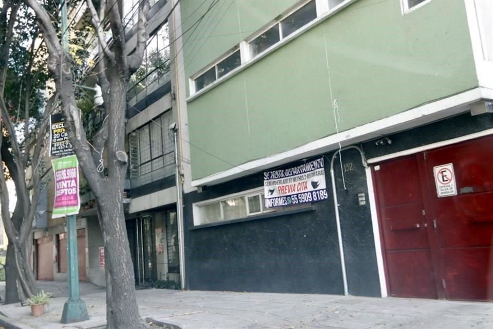 'El Programa Piloto de Vivienda Redensificada en Renta tiene por objeto el arriendo de viviendas producto de la redensificación a familias que habitan y trabajan en la Ciudad que no cuentan con una vivienda propia', indicó. 