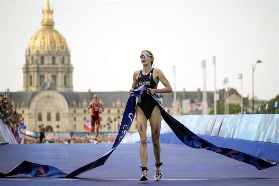 La francesa Cassandre Beaugrand provocó una gran felicidad a sus compatriotas.