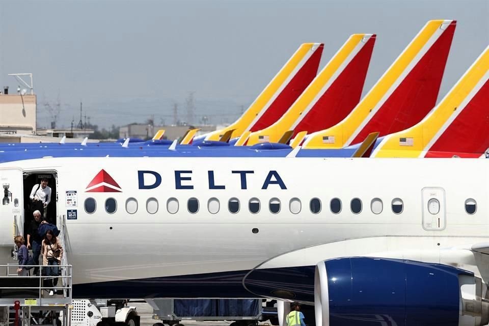 El CEO de Delta dijo que que el apagón mundial le significó a la empresa un costo total de 'medio billón de dólares en un período de cinco días'.