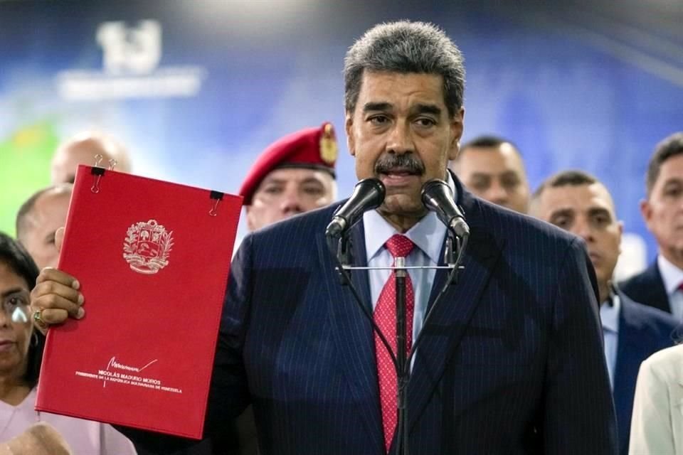 El Presidente de Venezuela, Nicolás Maduro, dijo que está listo para presentar el 100% de las actas electorales que le dan la victoria.