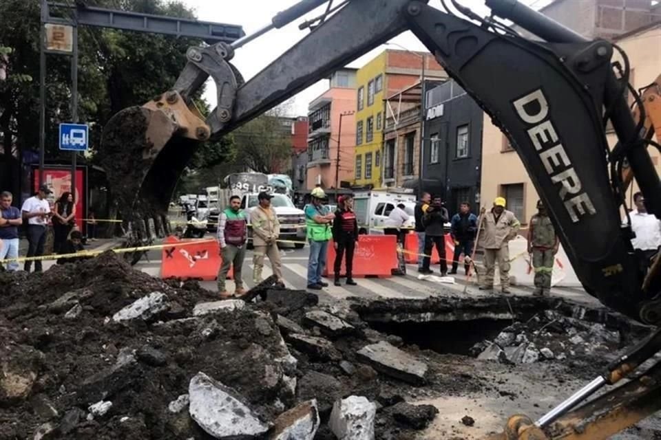 Desde agosto de 2023 se formó el socavón en la Colonia Roma.