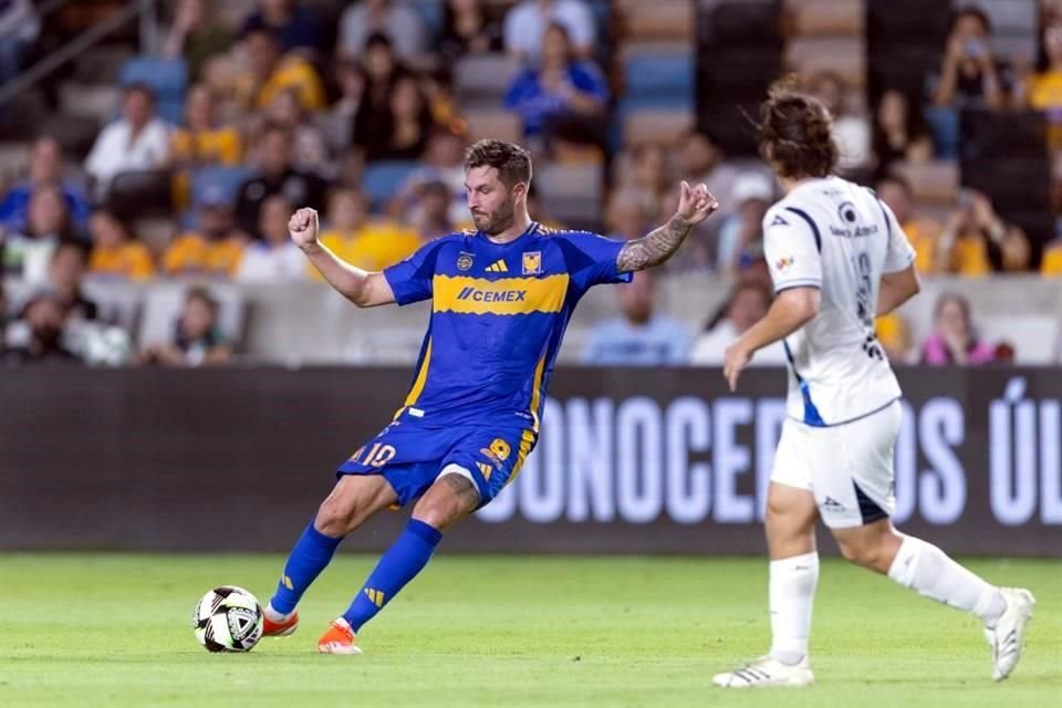 Tigres desde el inicio se fue en busca del gol.