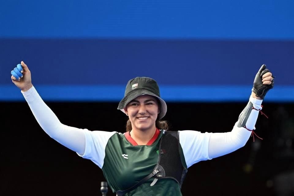 Alejandra Valenciano se quedó atrás y también apartó su lugar para los Octavos de Final,