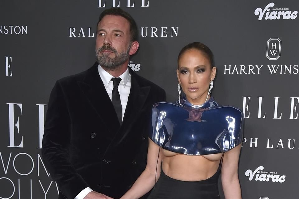 Jennifer Lopez y Ben Affleck estarían a punto de dar a conocer su divorcio; fuentes aseguraron que está lista su solicitud.