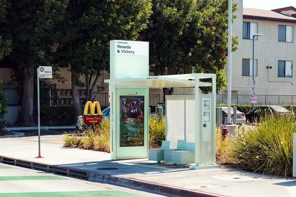 Los refugios integran un conjunto de comodidades para mejorar la experiencia de los pasajeros.