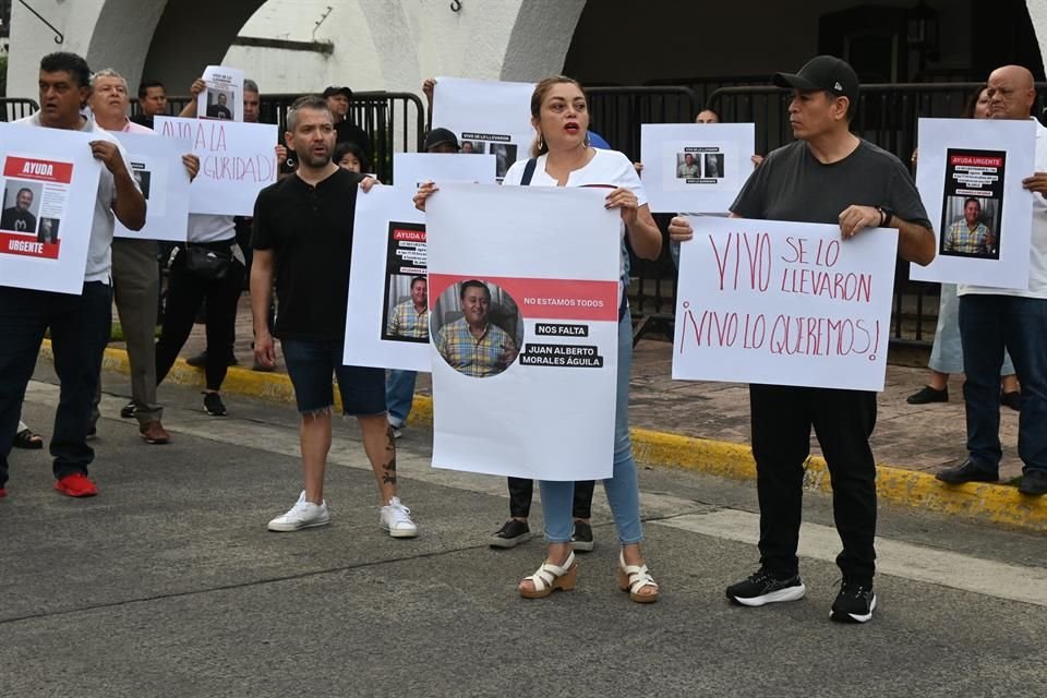 Juan Alberto Morales fue privado de la libertad luego de salir de su negocio, una casa de cambio ubicada en Plaza del Sol, en Zapopan.