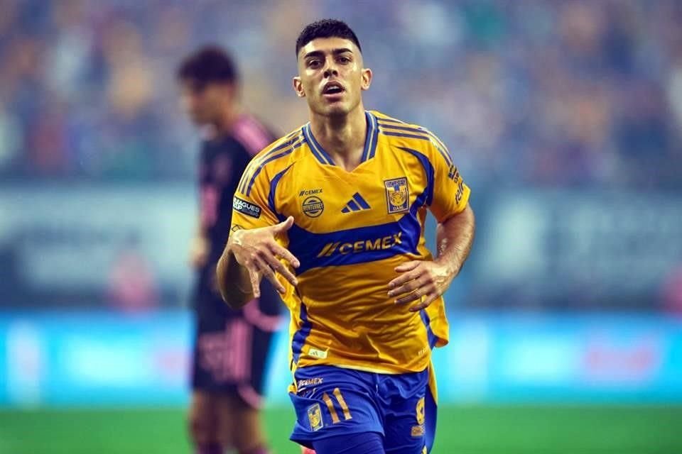 A los 17 minutos, Juan Brunetta abrió el marcador en favor de Tigres con un golazo desde fuera del área.